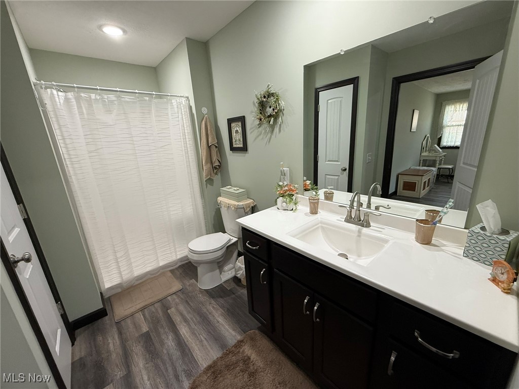 797 Glenda Street NE Bolivar OH 44612