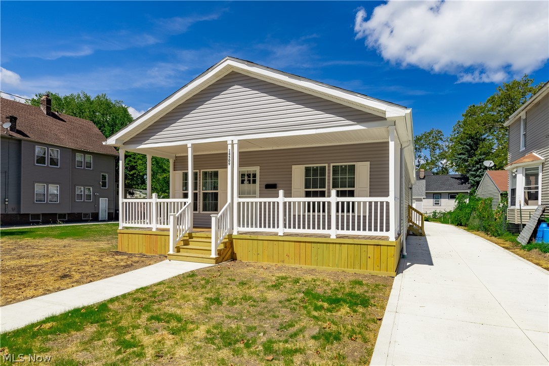 14509 Westropp Avenue Cleveland OH 44110