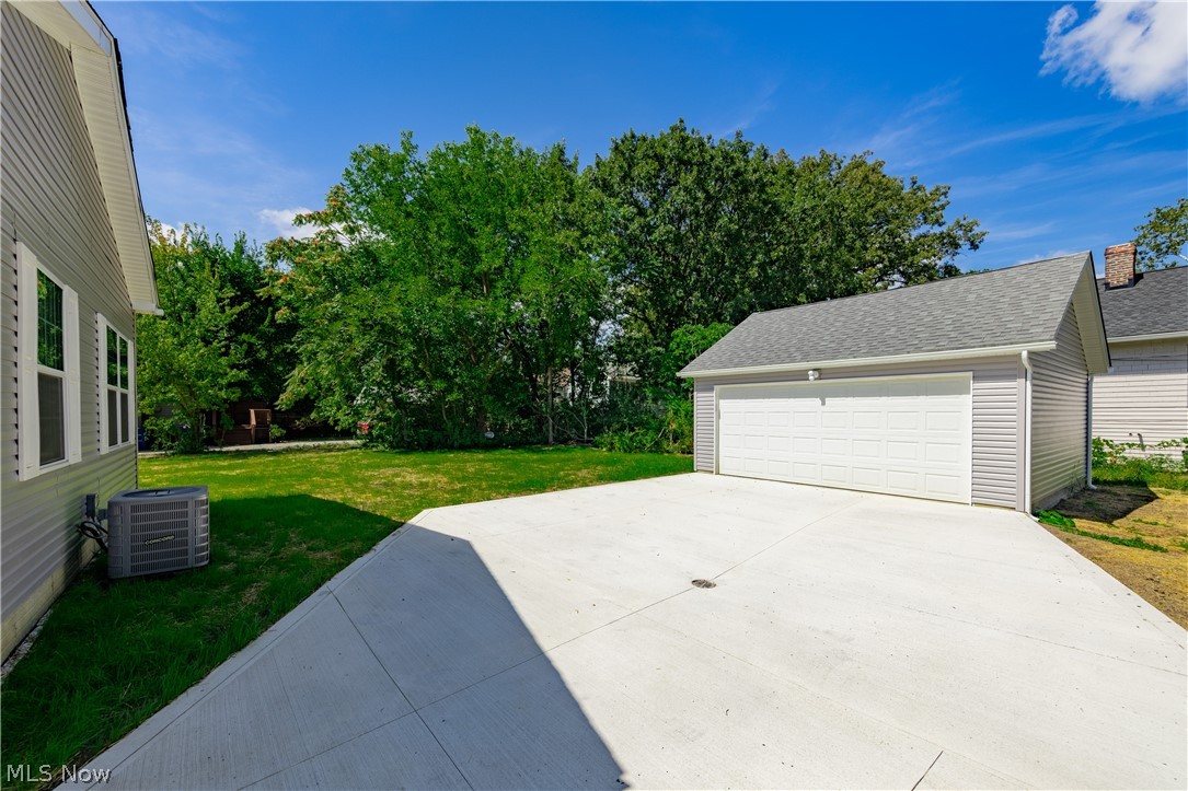 14509 Westropp Avenue Cleveland OH 44110