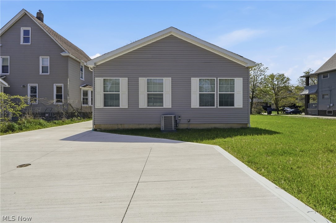 14509 Westropp Avenue Cleveland OH 44110