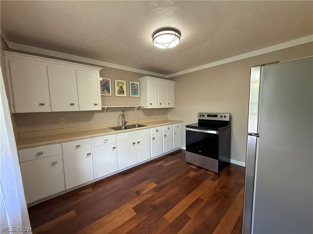 1127 Schell Avenue NW New Philadelphia OH 44663