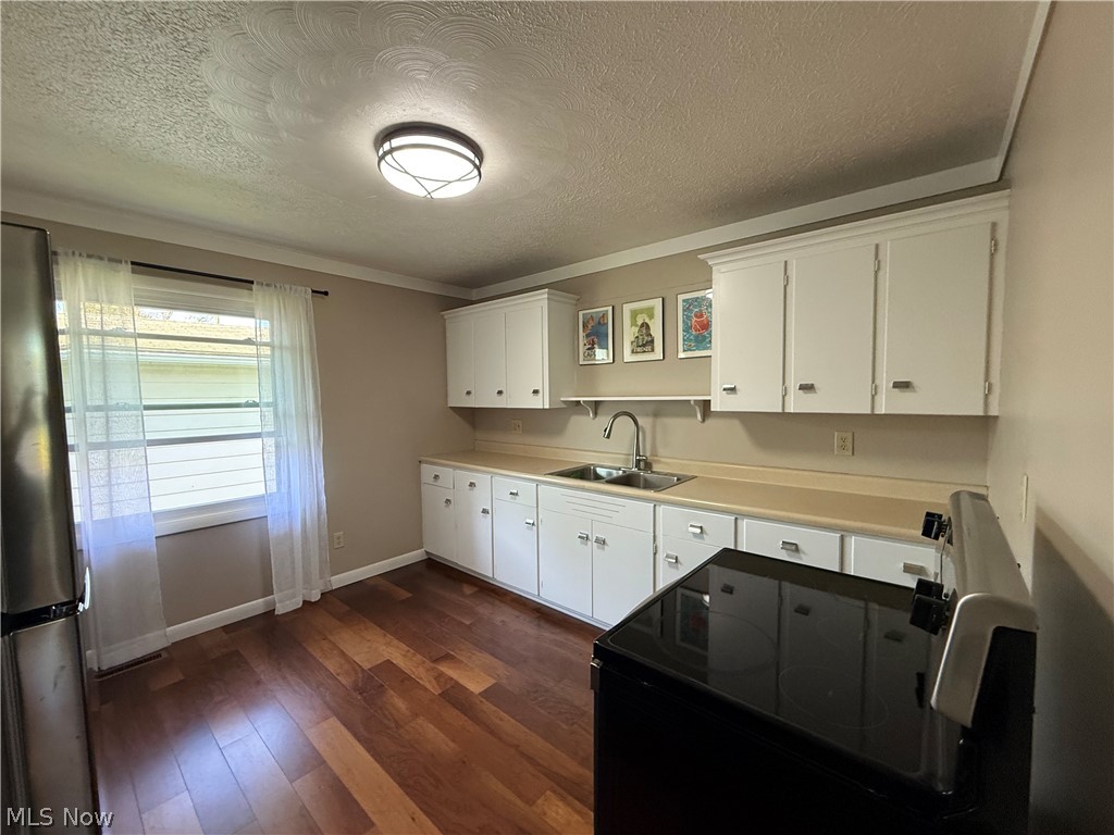 1127 Schell Avenue NW New Philadelphia OH 44663