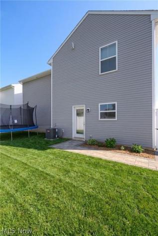 460 Auld Farm Circle Akron OH 44320