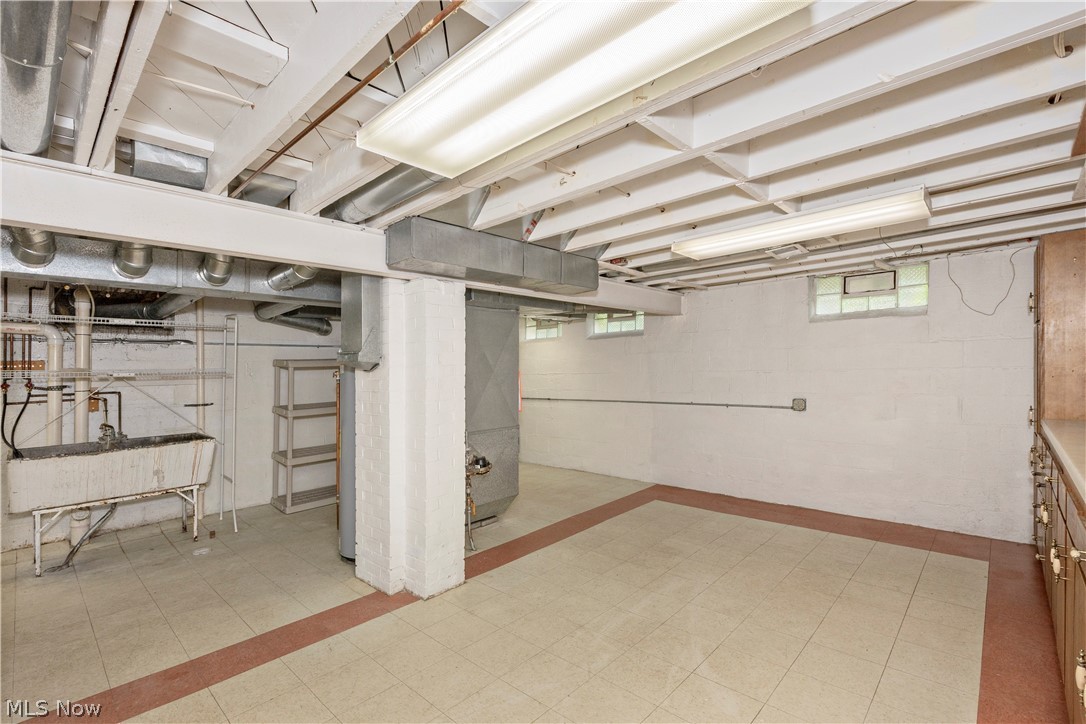 4809 Westbourne Road Lyndhurst OH 44124