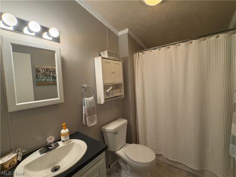 195 Spruce Lane Mentor OH 44060