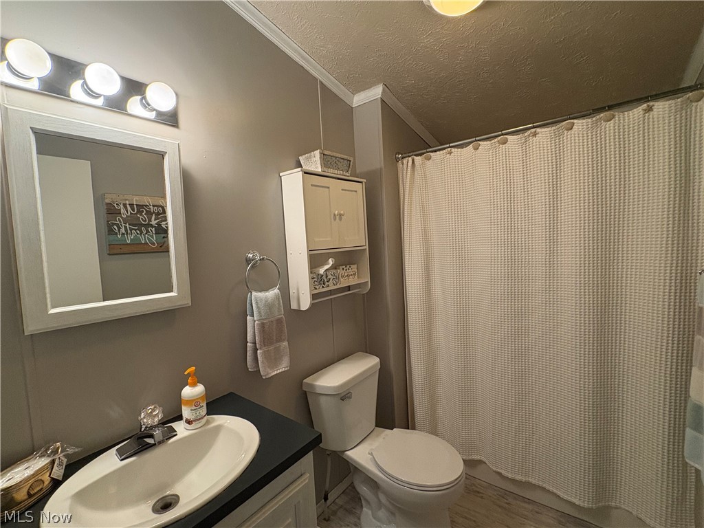 195 Spruce Lane Mentor OH 44060