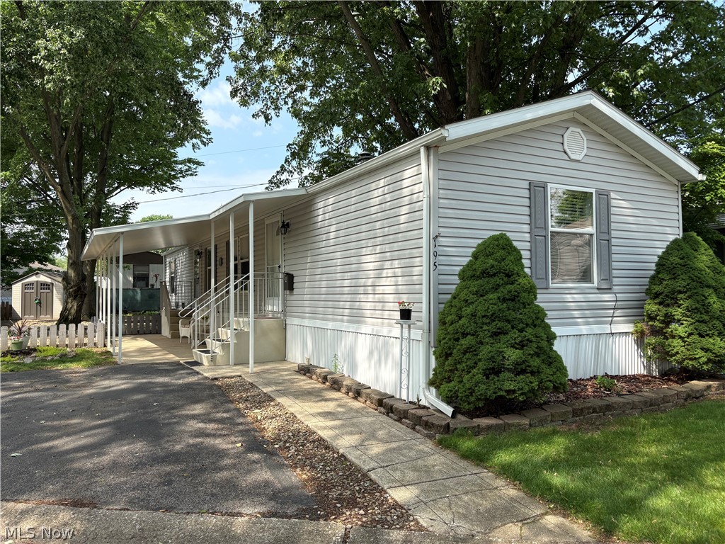 195 Spruce Lane Mentor OH 44060