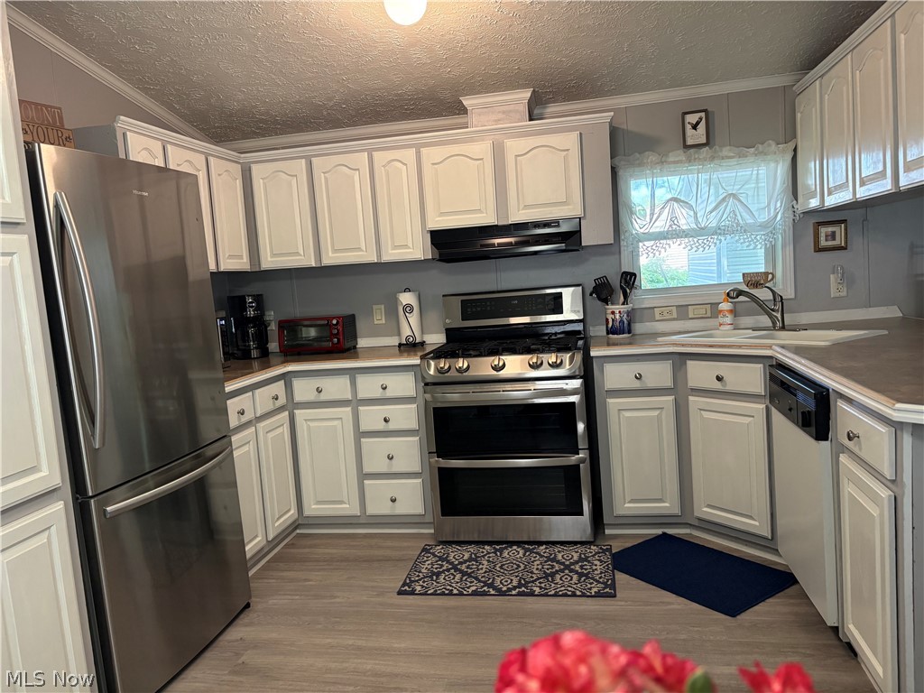 195 Spruce Lane Mentor OH 44060