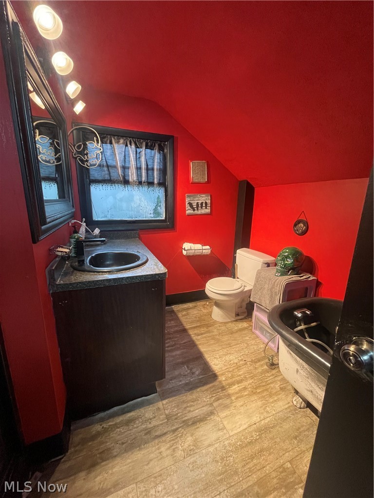514 W Liberty Street Medina OH 44256