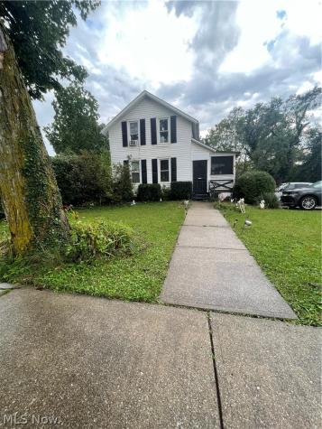 514 W Liberty Street Medina OH 44256