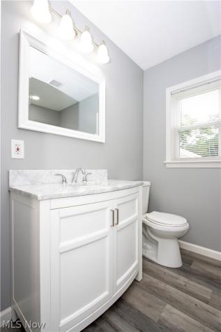 407 Oxford Avenue Akron OH 44310