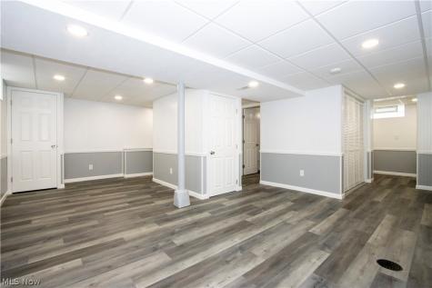 407 Oxford Avenue Akron OH 44310