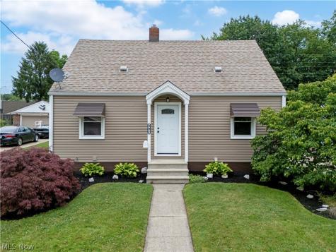 407 Oxford Avenue Akron OH 44310