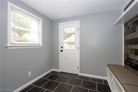 407 Oxford Avenue Akron OH 44310