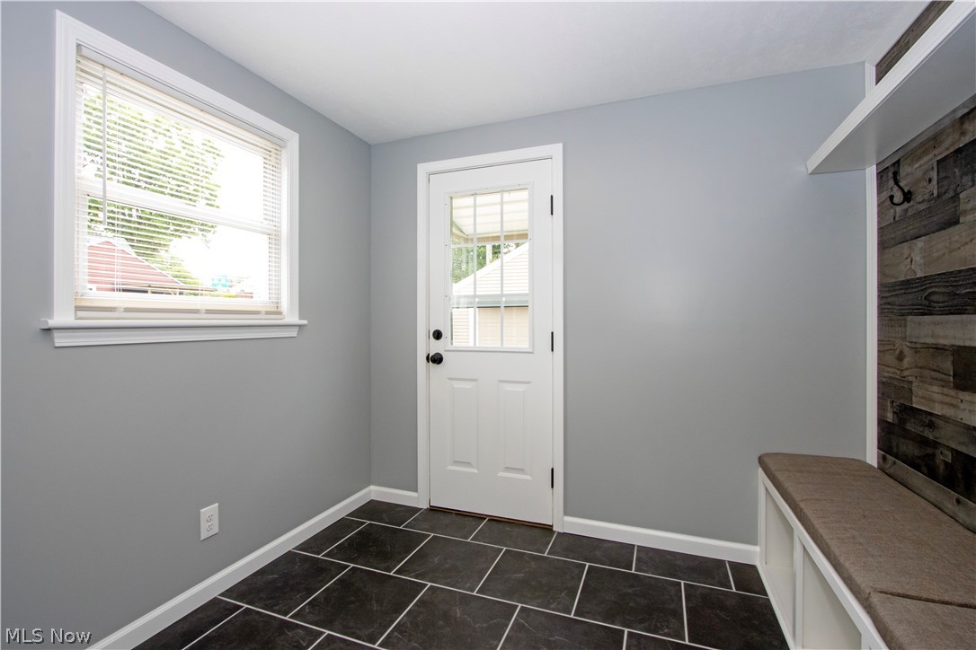 407 Oxford Avenue Akron OH 44310