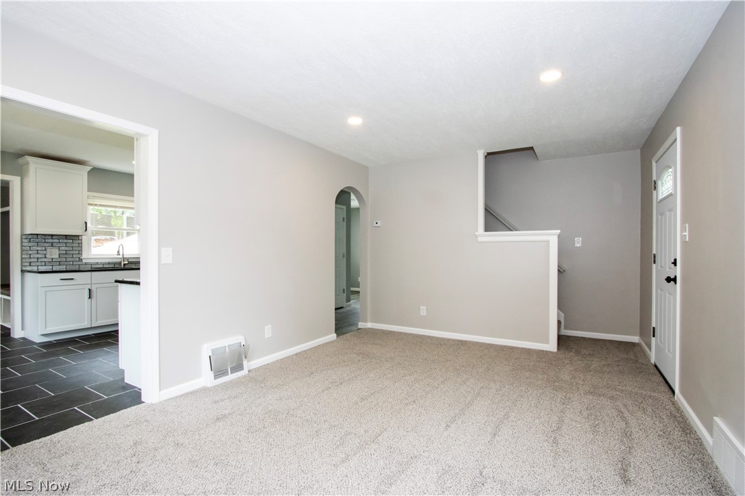 407 Oxford Avenue Akron OH 44310