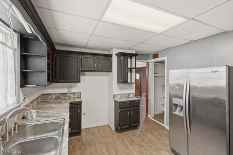 1712 E 300th Street Wickliffe OH 44092