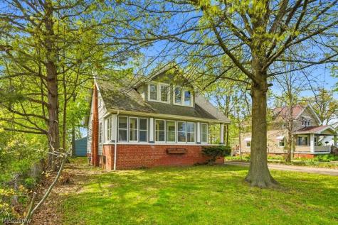 1712 E 300th Street Wickliffe OH 44092