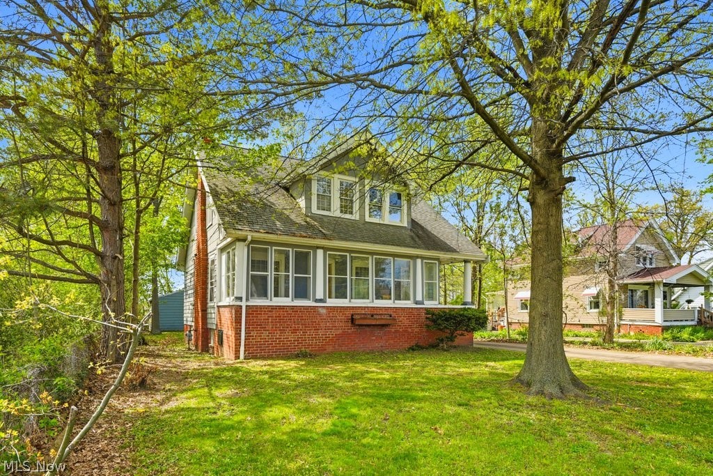 1712 E 300th Street Wickliffe OH 44092