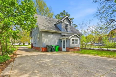 1712 E 300th Street Wickliffe OH 44092