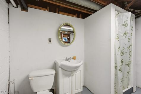 1712 E 300th Street Wickliffe OH 44092