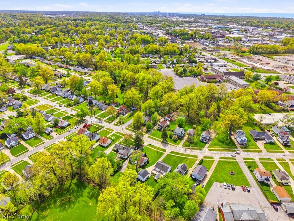 1712 E 300th Street Wickliffe OH 44092