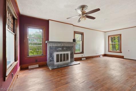 1712 E 300th Street Wickliffe OH 44092