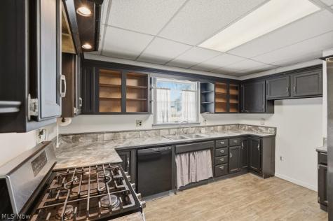 1712 E 300th Street Wickliffe OH 44092