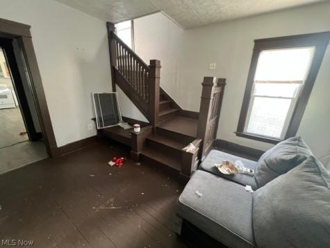 521 23 Street Lorain OH 44052