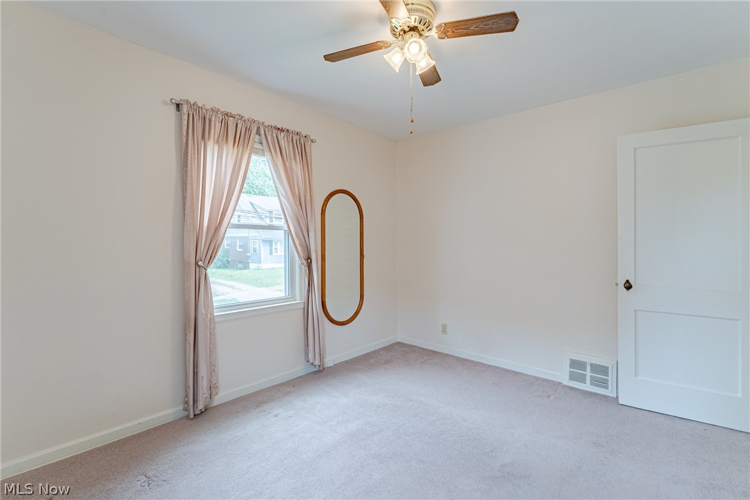 598 Morningview Avenue Akron OH 44305