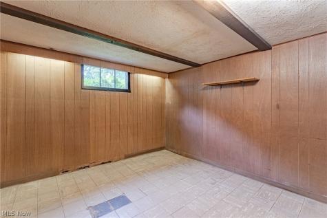 598 Morningview Avenue Akron OH 44305