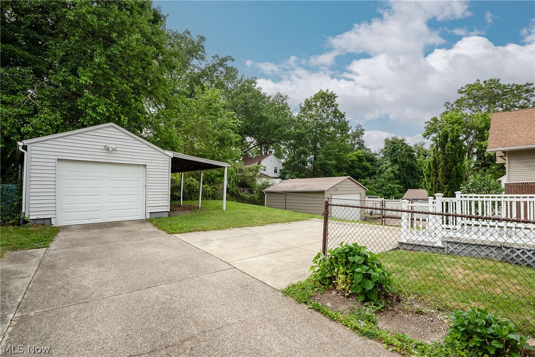 598 Morningview Avenue Akron OH 44305