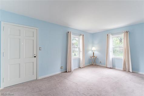 598 Morningview Avenue Akron OH 44305