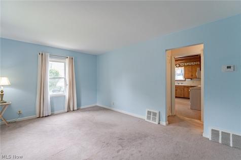 598 Morningview Avenue Akron OH 44305
