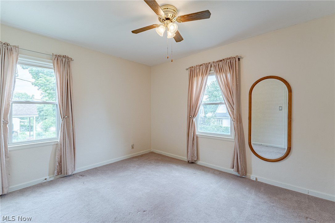 598 Morningview Avenue Akron OH 44305