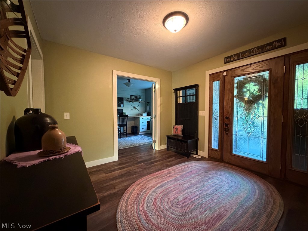 8533 Girdle Road Middlefield OH 44062