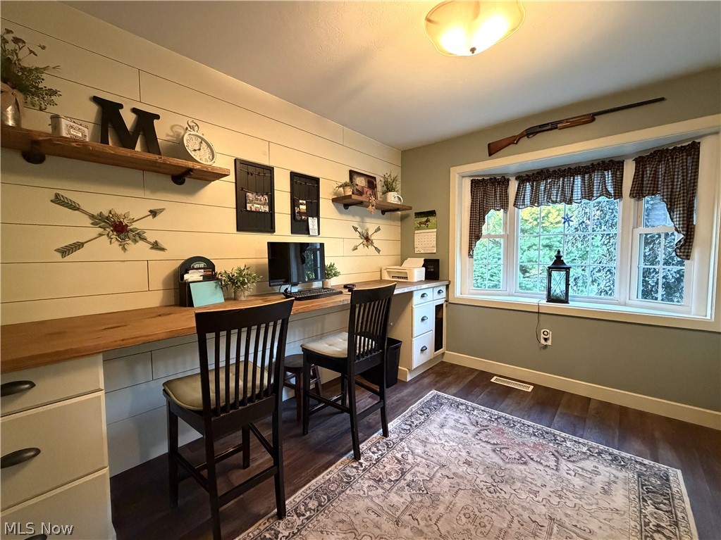 8533 Girdle Road Middlefield OH 44062