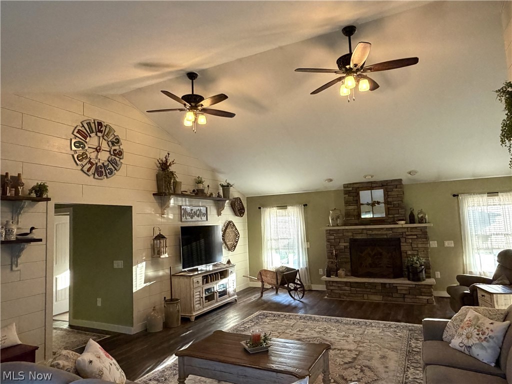 8533 Girdle Road Middlefield OH 44062