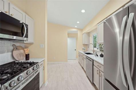 8454 Melody Lane Macedonia OH 44056