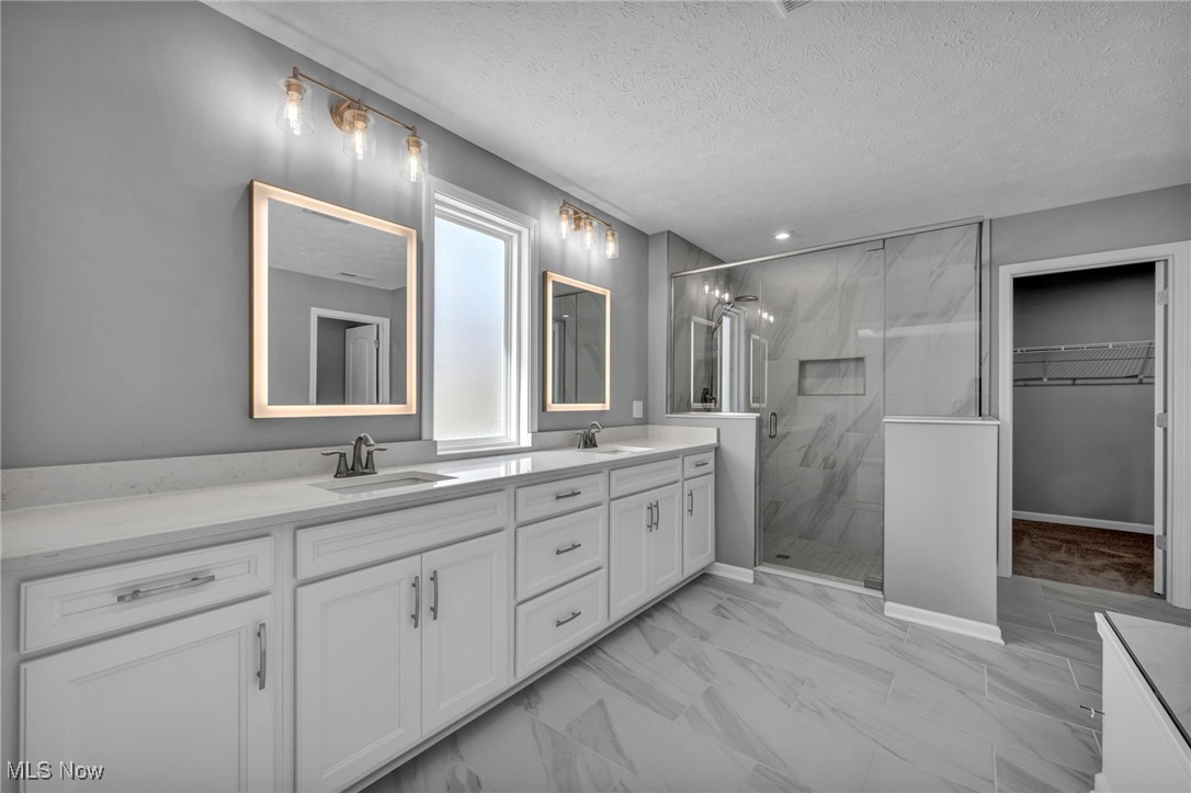 3254 Woodstone Lane Avon OH 44011