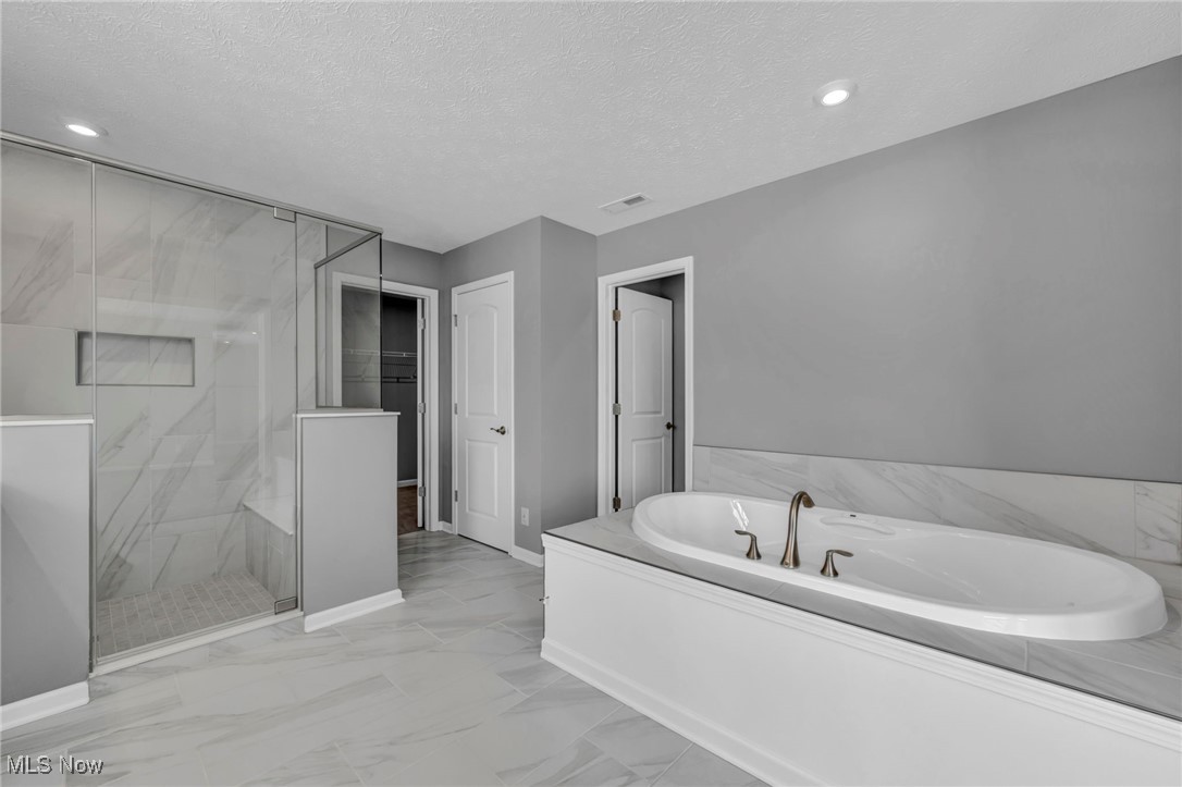 3254 Woodstone Lane Avon OH 44011