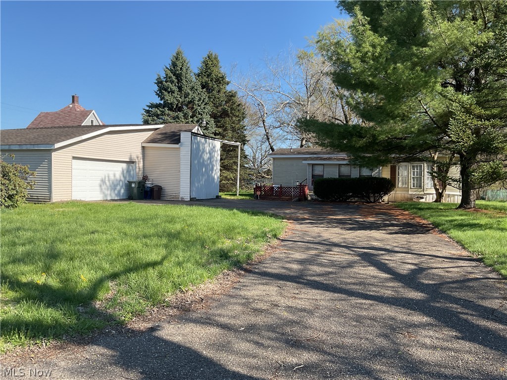 3812 Mahoning Road NE Canton OH 44705