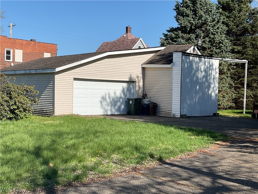 3812 Mahoning Road NE Canton OH 44705
