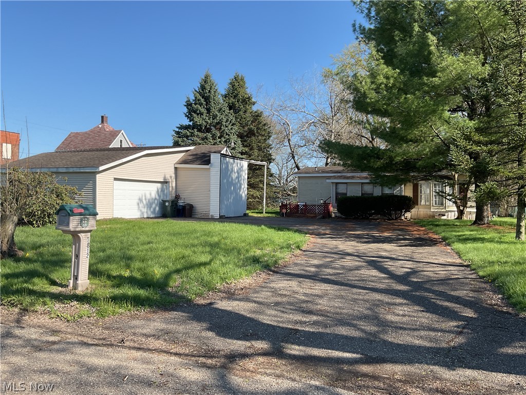 3812 Mahoning Road NE Canton OH 44705
