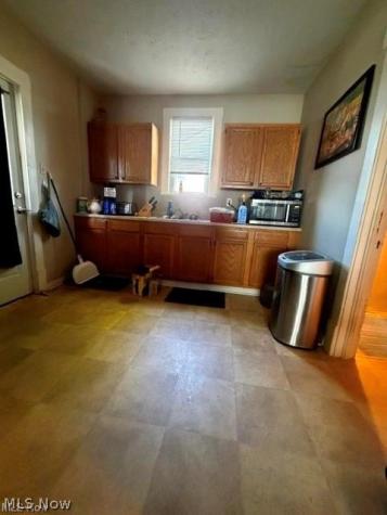 3534 Fairmount Boulevard NE Canton OH 44705
