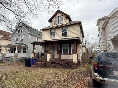 2045 W 89th Street Cleveland OH 44102