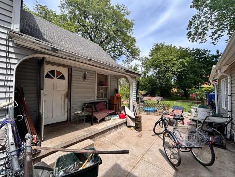 3237 W 30th Street Cleveland OH 44109