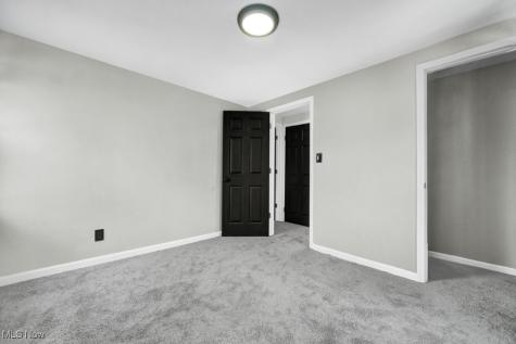 4754 Lawrence Avenue Garfield Heights OH 44125