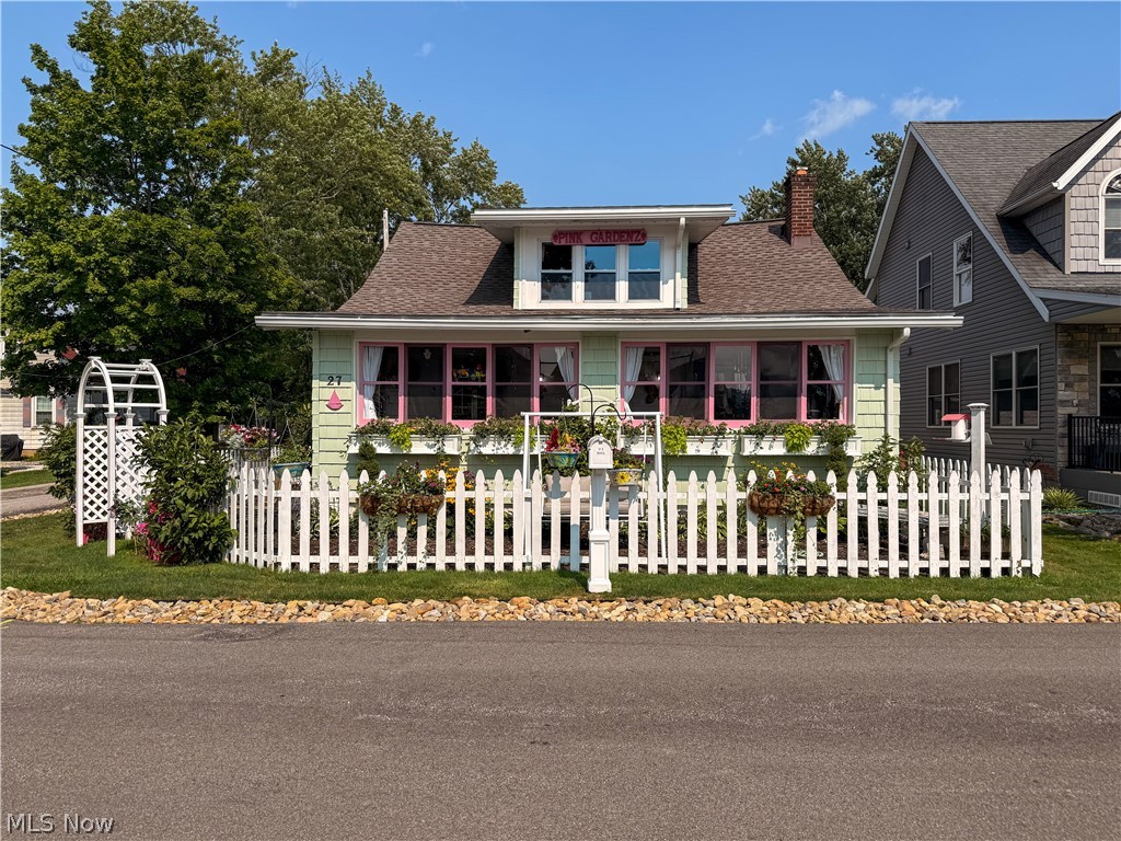 27 Bungalow Bay Boulevard Chippewa Lake OH 44215