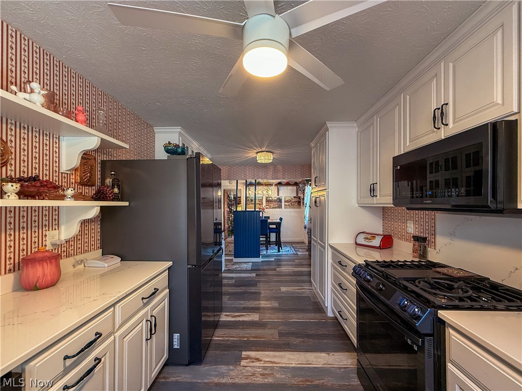 27 Bungalow Bay Boulevard Chippewa Lake OH 44215
